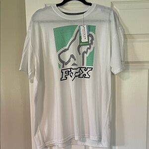 Fox Men’s White and Green Graphic Tee